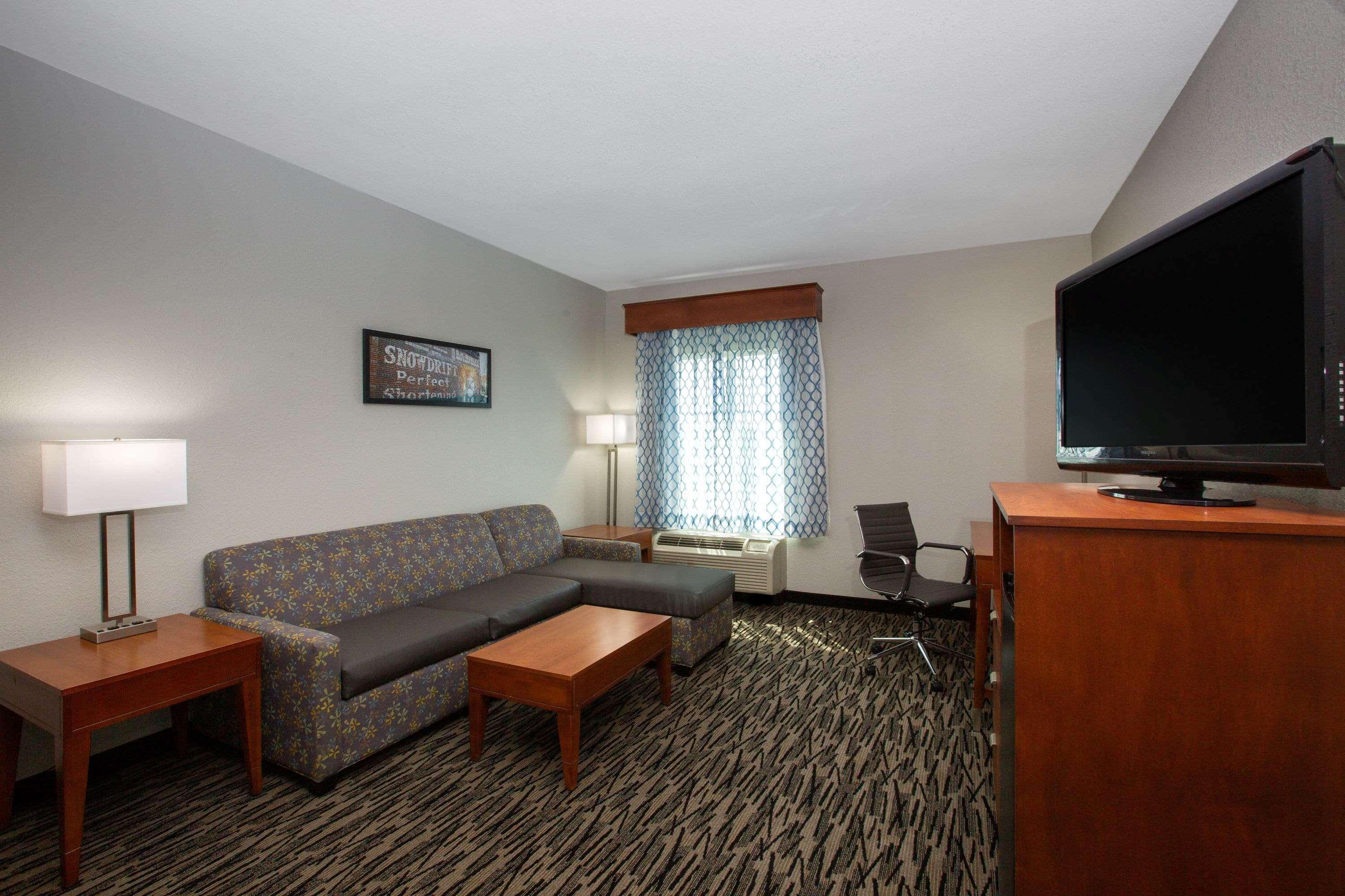 Hotel La Quinta By Wyndham Tupelo Zewnętrze zdjęcie